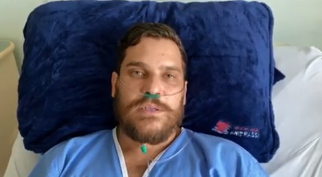 Cantor Cauan apresenta melhora e é transferido da UTI para o quarto; pai piora