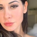 Mayra Cardi compra casa de presente para babá da filha: “Amor gera amor”