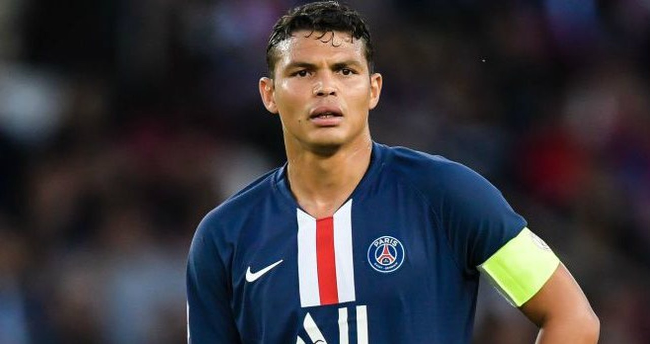 Thiago Silva vai assinar contrato de dois anos com Chelsea, diz site