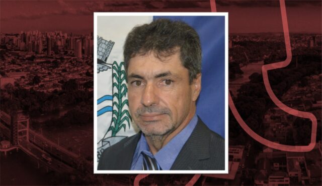Caminhão carregado tomba e mata vereador de 49 anos preso às ferragens Caminhão carregado tomba e mata vereador de 49 anos preso às ferragens