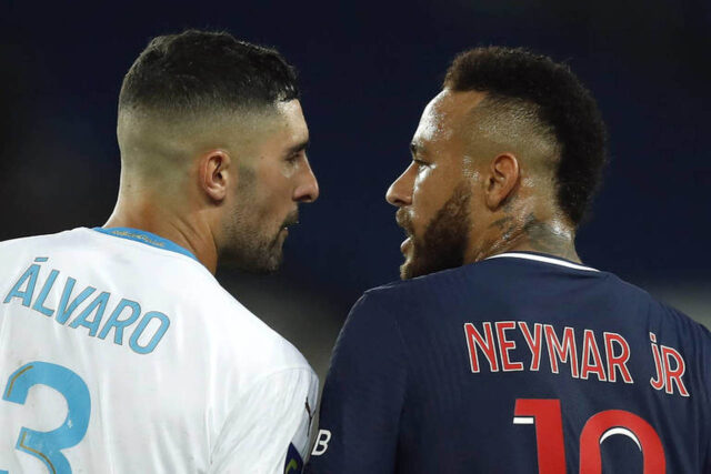 Espanhol acusado de racismo por Neymar já teve discussão com Messi Espanhol acusado de racismo por Neymar já teve discussão com Messi