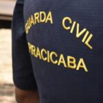 Durante briga, homens danificam viatura da GCM em frente ao recinto da Festa do Peão de Piracicaba
