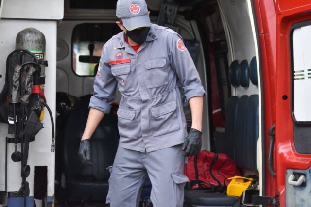 Em Piracicaba, jovem de 24 anos é socorrido às pressas após ser espancado a pauladas Em Piracicaba, jovem de 24 anos é socorrido às pressas após ser espancado a pauladas