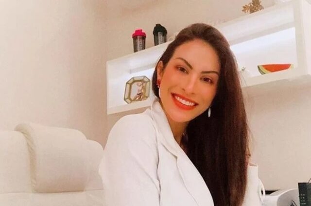 Uma foto da médica Dieynne Saugo picada por cobra Uma foto da médica Dieynne Saugo picada por cobra