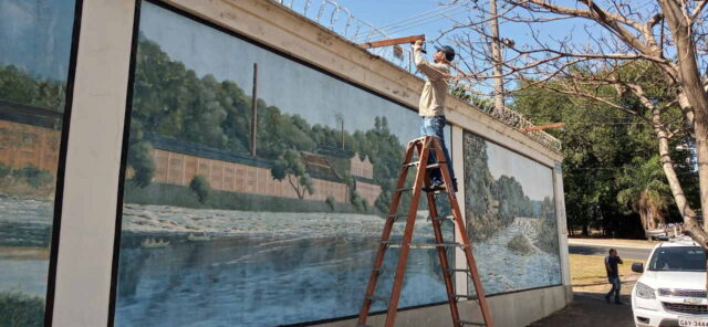 Pinturas no muro do Cemitério da Saudade ganharão iluminação led, em Piracicaba Pinturas no muro do Cemitério da Saudade ganharão iluminação led, em Piracicaba