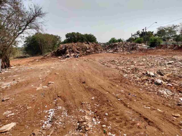 Sedema retira 405 toneladas de resíduos do Ecoponto Cecap/Eldorado, em Piracicaba Sedema retira 405 toneladas de resíduos do Ecoponto Cecap/Eldorado, em Piracicaba