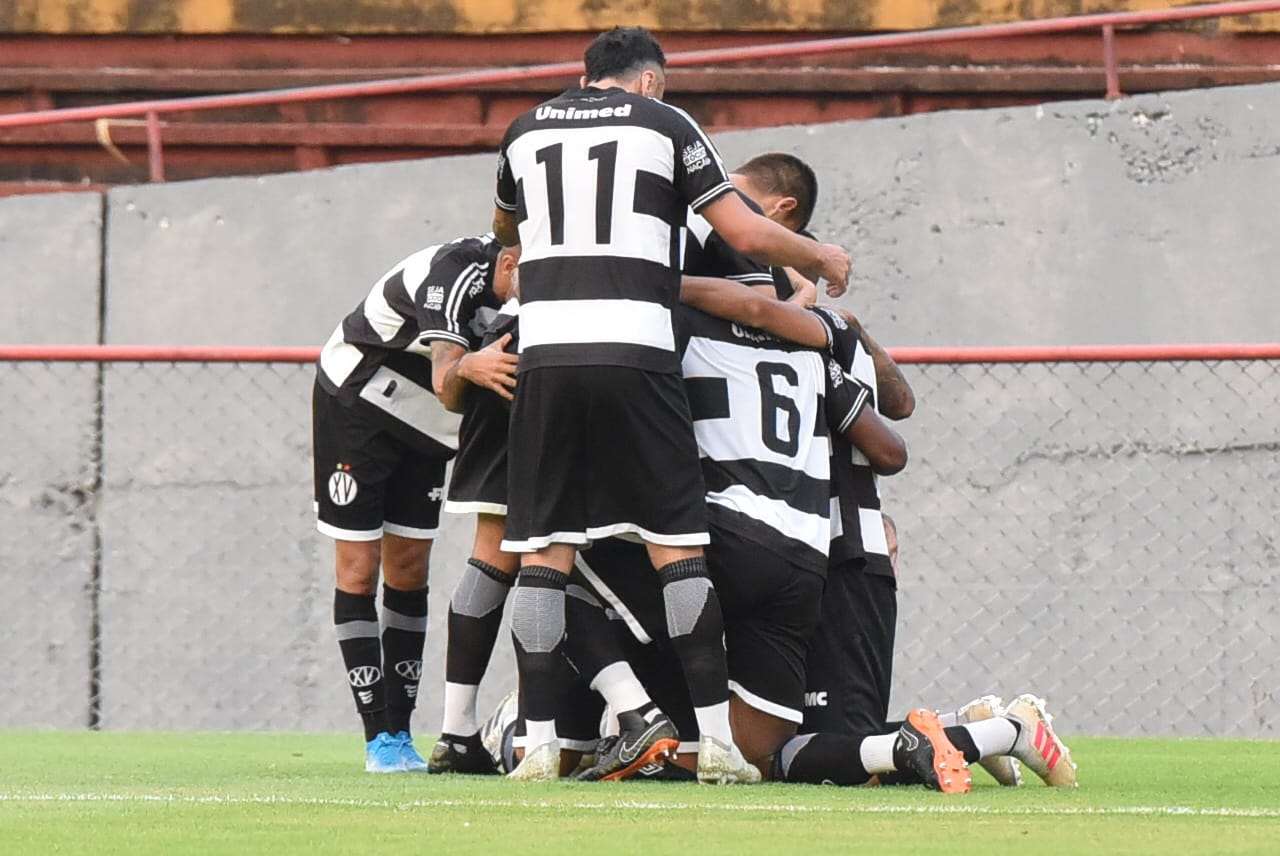 XV vence a Portuguesa no Canindé e se classifica às semifinais do Paulistão A2