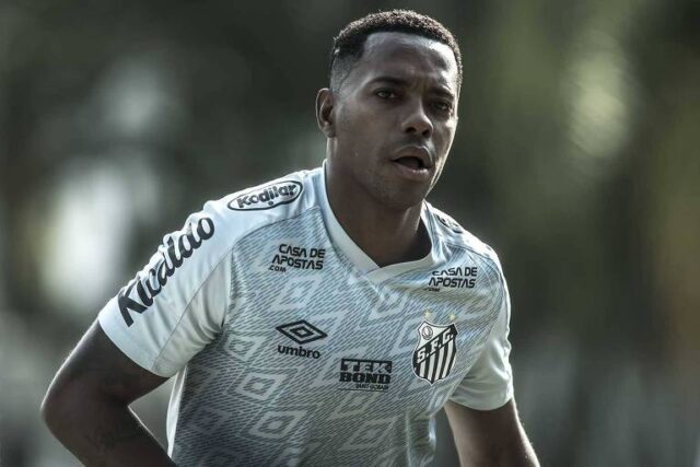 Casagrande se revolta com caso Robinho e diz não aceitar sacanagem Casagrande se revolta com caso Robinho e diz não aceitar sacanagem