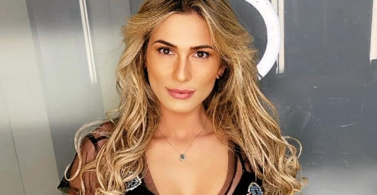 Ex-SBT, Lívia Andrade é forte nome para o time Camarote do BBB21