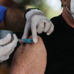 Piracicaba (SP) inicia vacinação contra gripe para idosos em todas as unidades de saúde