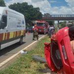 Congestionamento por capotamento de carro gera engavetamento em rodovia de Piracicaba (SP)