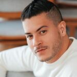 Quem é Arthur Aguiar do Grupo Camarote do BBB22? Conheça mais e veja o Instagram