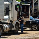 FOTOS | Polícia Civil de Piracicaba encontra caminhoneiro amarrado e amordaçado após roubo de carga