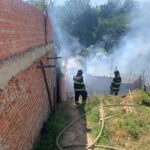 Incêndio em comunidade carente mobiliza bombeiros em Piracicaba (SP)