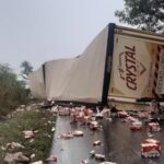 Caminhões de tomate e cerveja causam acidente em Piracicaba (SP)