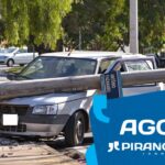 Homem sofre mal súbito no volante, colide carro e derruba poste em Piracicaba