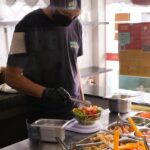 Restaurante em Piracicaba (SP) abre vagas de emprego em diferentes áreas; confira