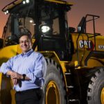 Renosto se aposenta e Medeiros de Oliveira assume a presidência da Caterpillar Brasil