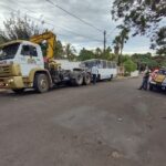 Veículos abandonados nas ruas são recolhidos em Piracicaba (SP)