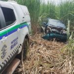 Carro roubado é localizado abandonado em canavial de Piracicaba (SP)