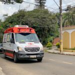 Criança atropelada por moto a caminho da escola é transferida para o Hospital Santa Casa em Piracicaba