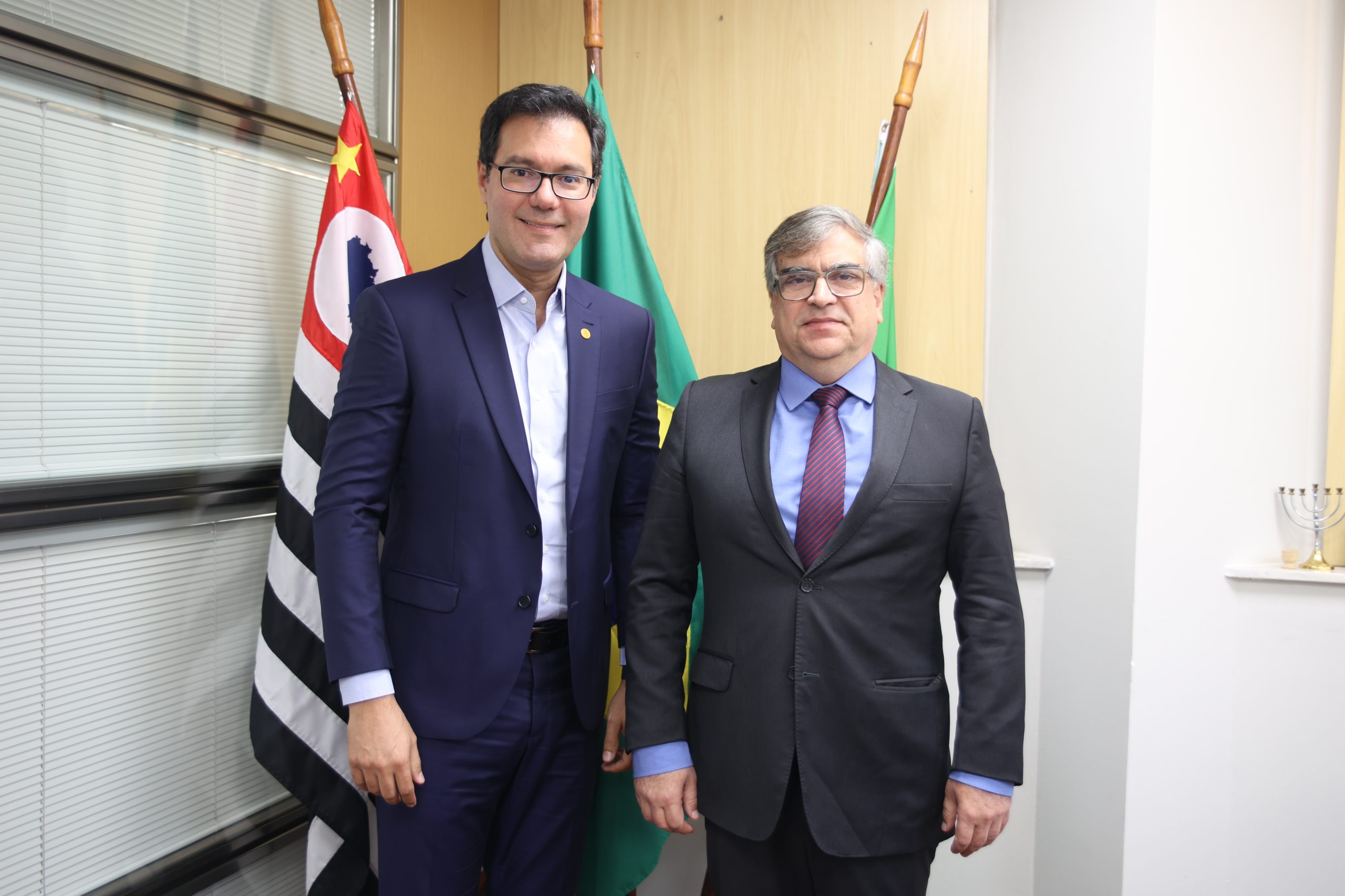 Deputado Alex Madureira se reúne com reitor da controladora da Esalq/USP