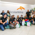 Campanha de multinacional com funcionários arrecada 900 peças de inverno para Piracicaba