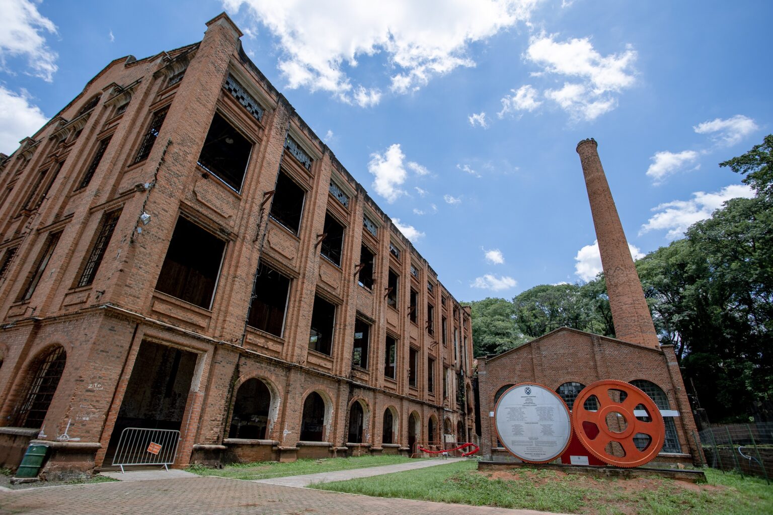 Prefeitura de Piracicaba lança concurso fotográfico para criação de calendário de mesa com fotos vencedoras