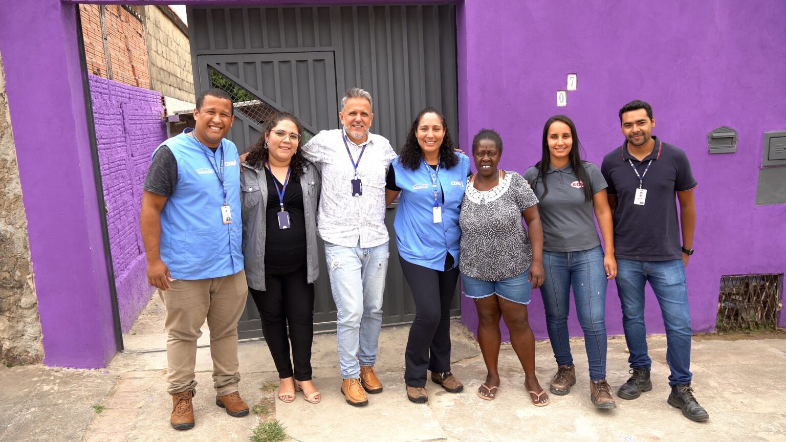 Governos Almeida e Tarcísio entregam primeira casa reformada pelo programa “Viver Melhor” em Piracicaba