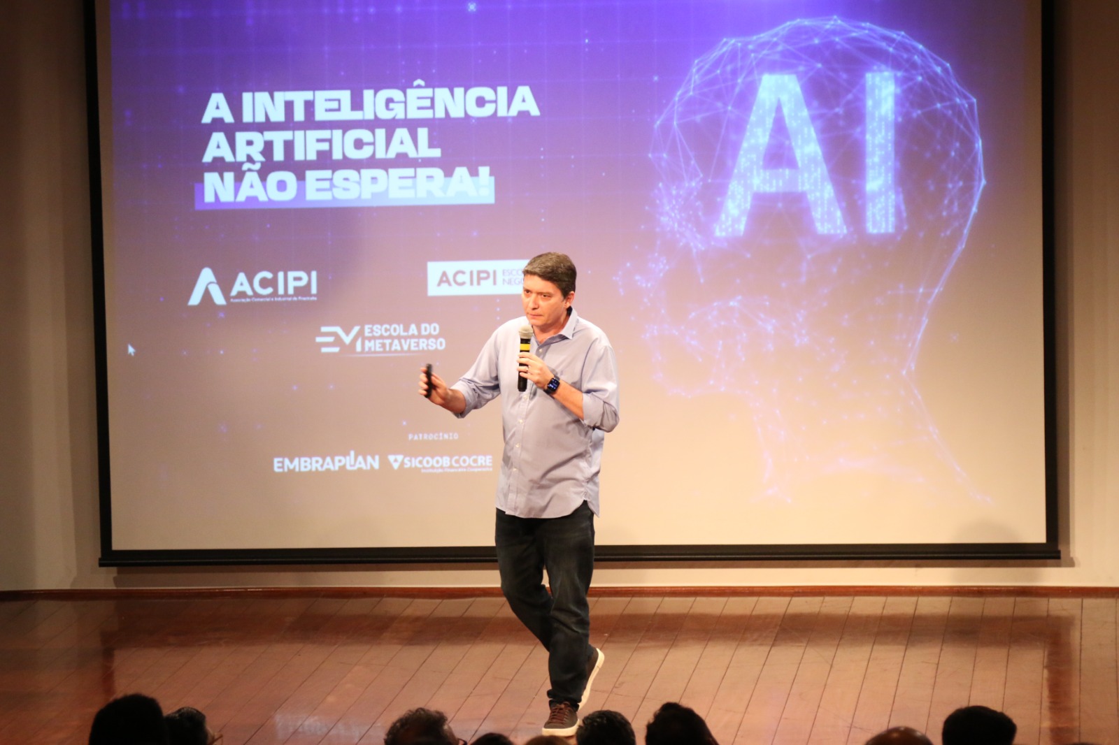 Acipi Escola de Negócios recebe inscrições para curso de Inteligência Artificial na prática