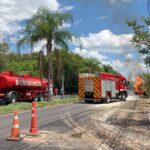 Após mais de 2h30 de combate, incêndio é controlado na Avenida Jaime Pereira em Piracicaba (SP)