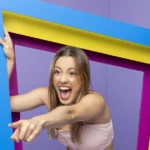 Beatriz deve ser eliminada nesta terça-feira (17), aponta parcial da Enquete BBB 24; números de votos  estão pífios
