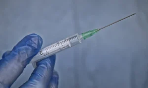 Vacina da dengue do Butantan é suspensa em todo o Brasil; Prefeitura de Piracicaba informa que no município não há registros de casos graves de reações