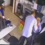 Vídeo mostra roubo em joalheria após ladrões se passarem por clientes e fazerem dono refém em Piracicaba
