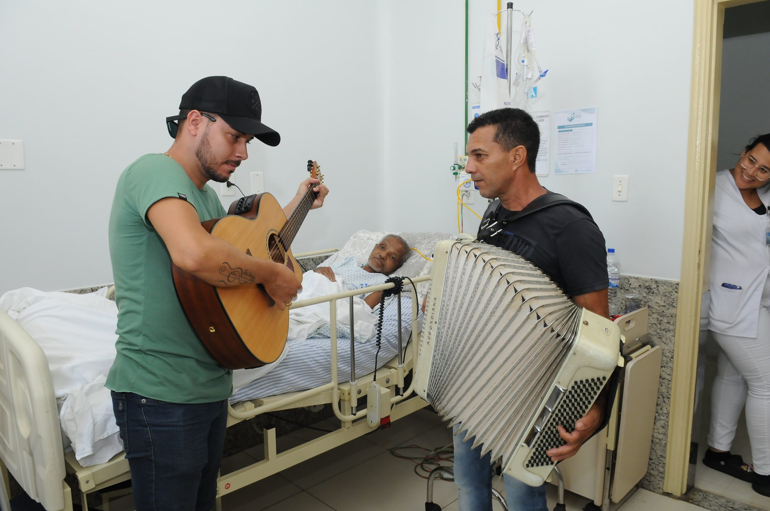Músicos atendem último desejo de paciente paliativo da Santa Casa de Piracicaba