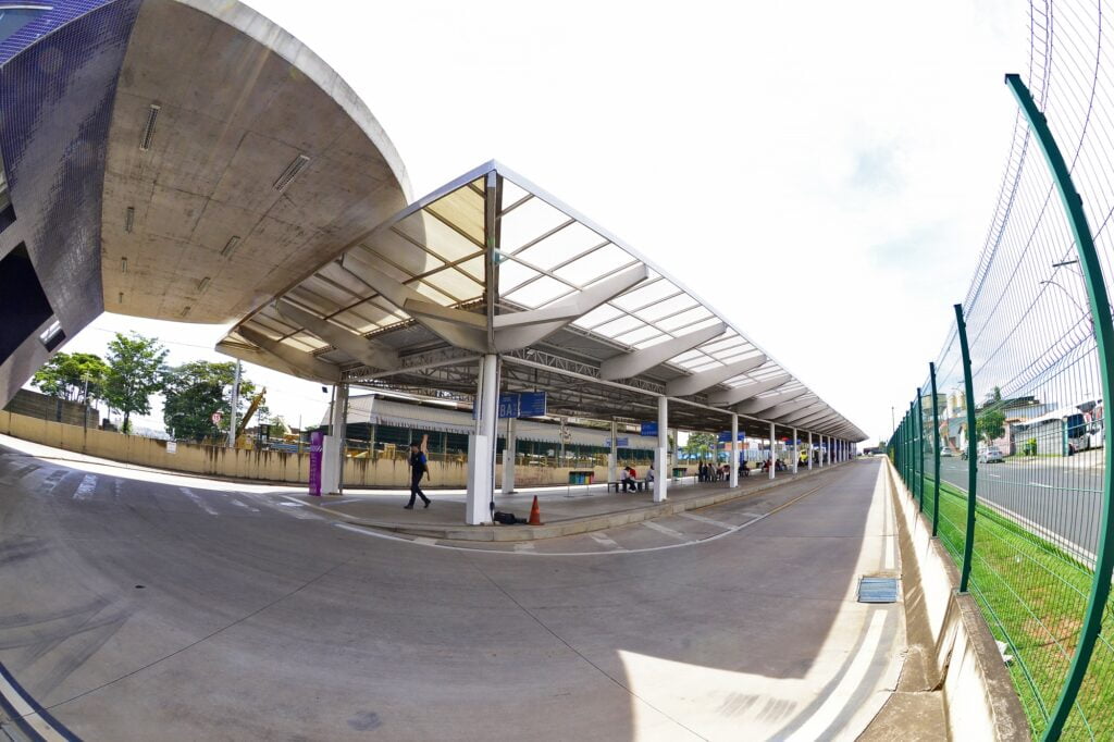 Ônibus com wi-fi e ar-condicionado da nova empresa do transporte público começam a operar em junho em Piracicaba