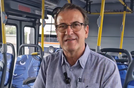 Prefeito de Piracicaba conhece os novos ônibus do transporte público: “está perfeito”