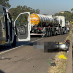 Jovem morre após colidir moto com traseira de caminhão em Piracicaba (SP)