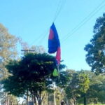 Durante salto, paraquedista cai em fiação de poste e provoca queda de energia em Piracicaba