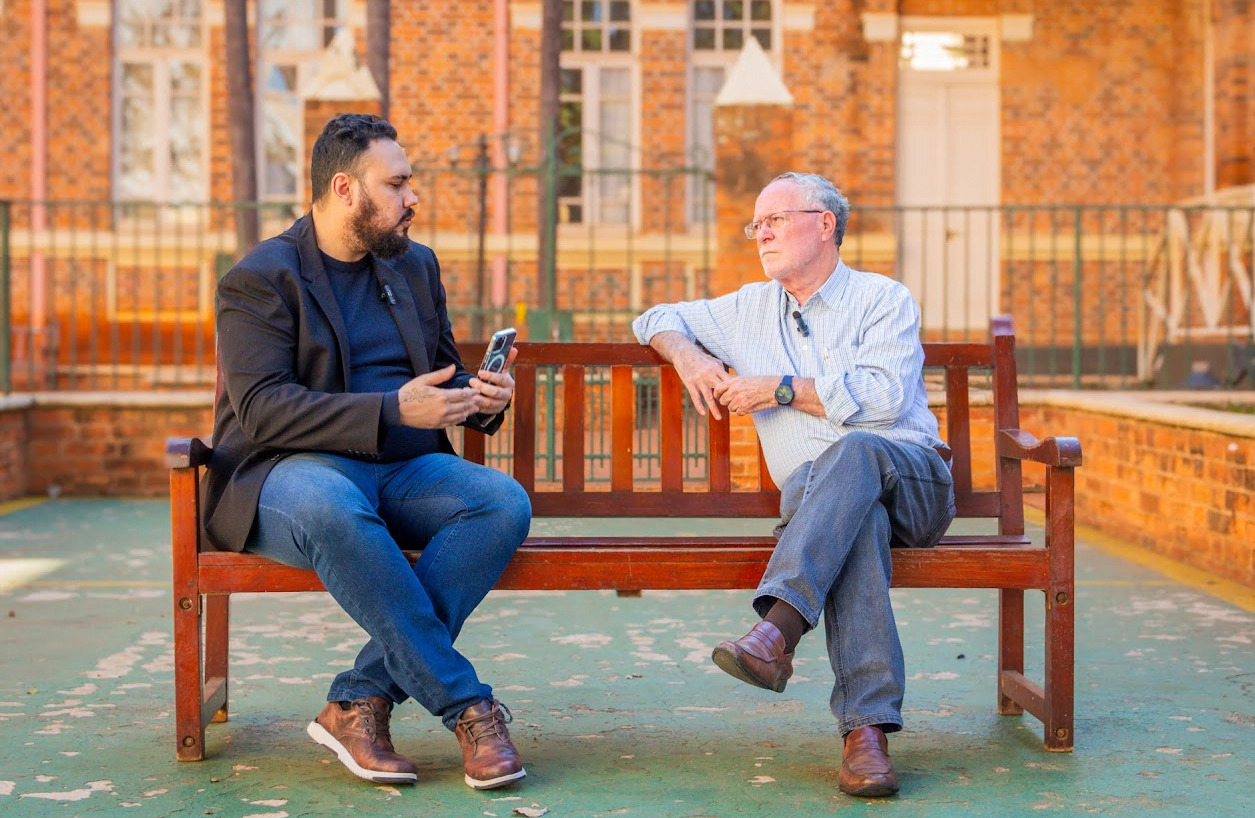 BARJAS NEGRI: líder nas pesquisas volta à Unimep e fala do futuro, responde ‘ataques’ e ‘cutuca’ adversários na frente de sala onde foi professor por 17 anos