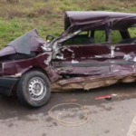 Idoso morre na hora e Uno fica destruído em acidente com ônibus