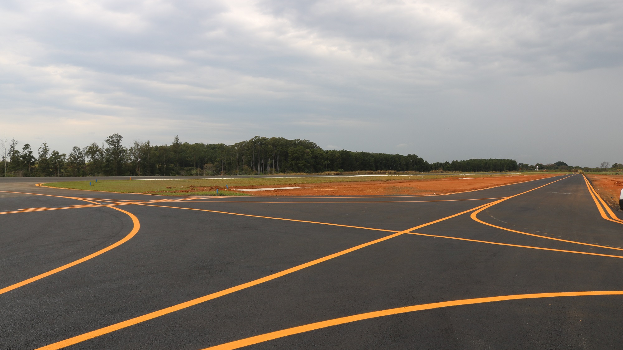 Ampliação da pista auxiliar é concluída no Aeroporto Municipal em Piracicaba