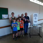 Helinho Zanatta vota na presença de familiares e do candidato a vice-prefeito em Piracicaba