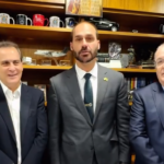 Família Bolsonaro declara apoio a Helinho Zanatta no segundo turno em Piracicaba