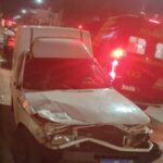 Acidente entre dois veículos resulta em capotamento no Centro de Piracicaba