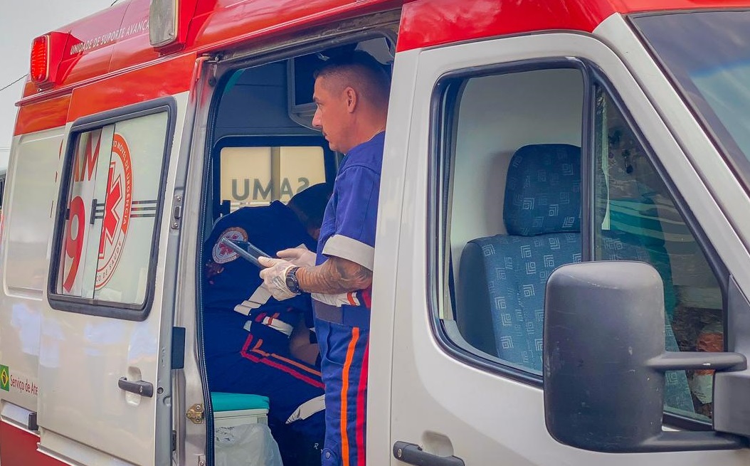 Acidente na Rodovia Geraldo de Barros deixa casal gravemente ferido em Piracicaba