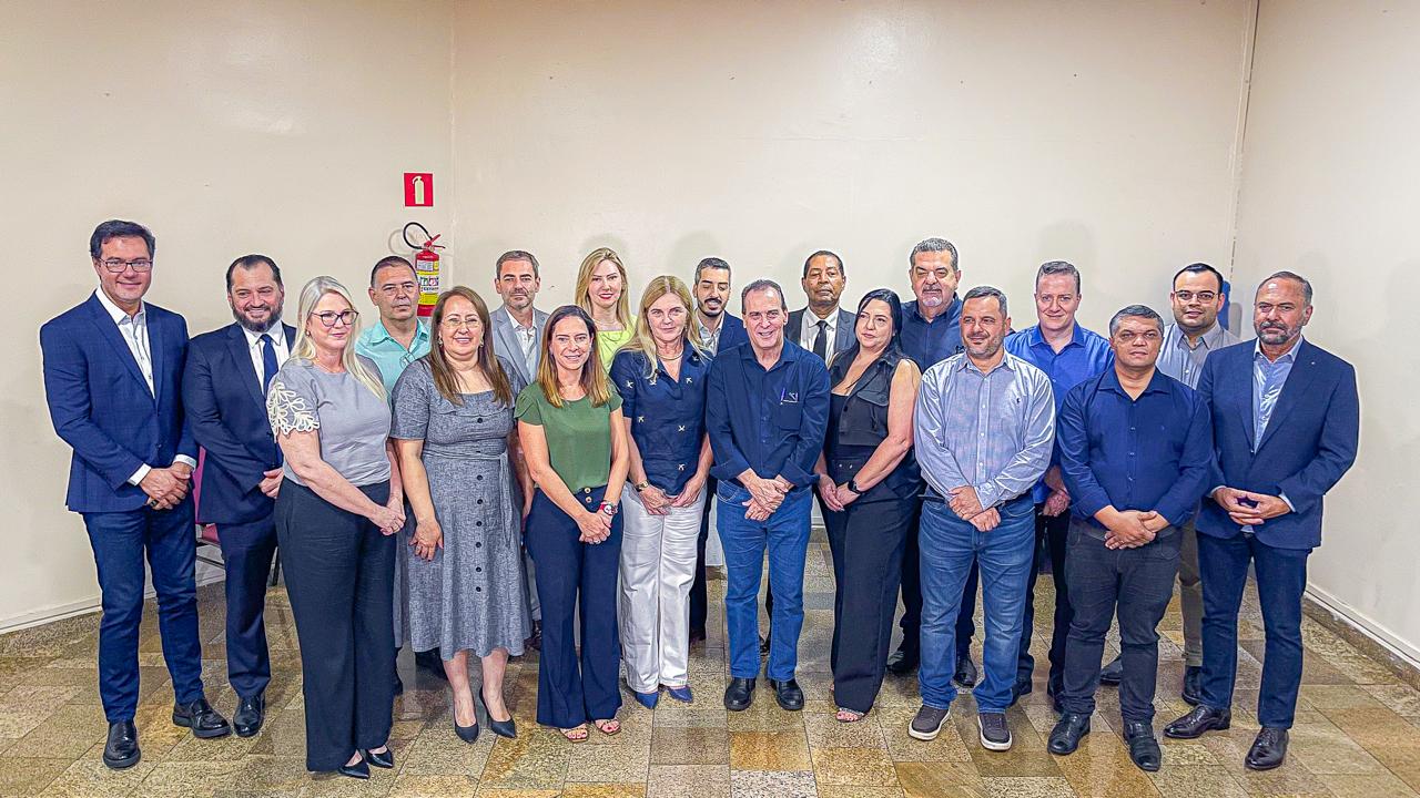 Zanatta anuncia secretariado técnico e diz que tarefa é consertar o que está errado; veja o perfil deles