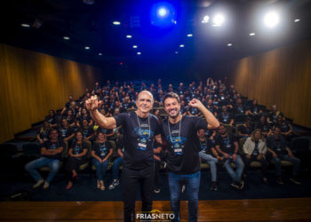 Frias Neto foca em desenvolvimento e convida influenciadores para desenvolver seus especialistas