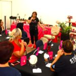 Dia da Mulher na Acipi teve curso de automaquiagem e café da manhã especial