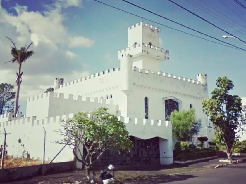 Construído nos anos 70, há mais de dez anos o icônico ‘Castelinho’ de Piracicaba era demolido